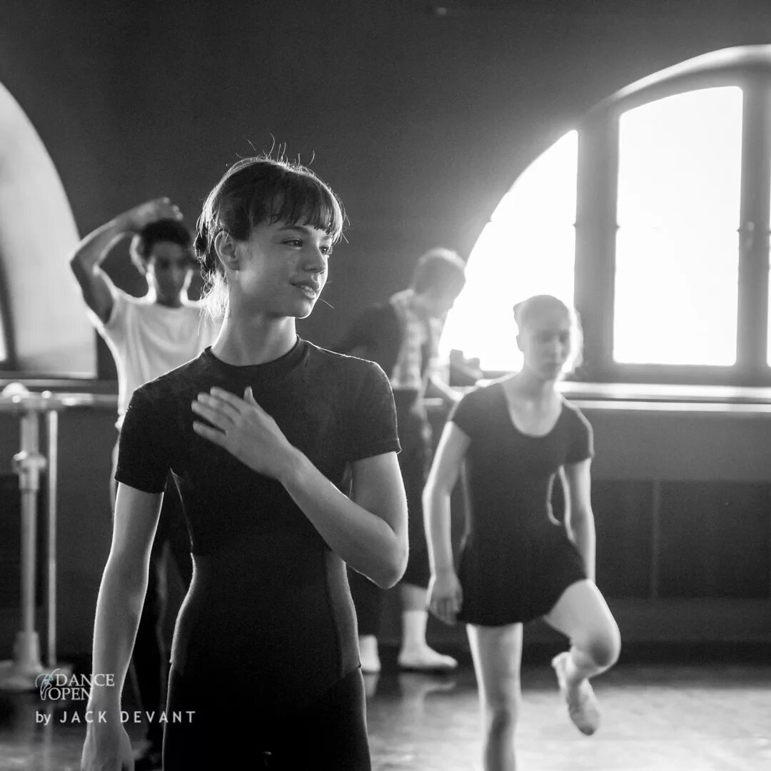 Class jack. Антон корсаков балет. корсунов антон балет. jack devant спектакль братья антон и алексей. танцевальная группа свой стиль руководитель шатилов павел.