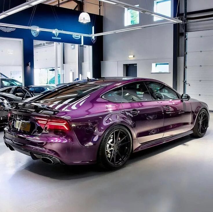 Цвет рс. Audi rs7 Purple. Audi rs7 фиолетовая. Ауди рс7 фиолетовая. Audi rs6 фиолетовая.