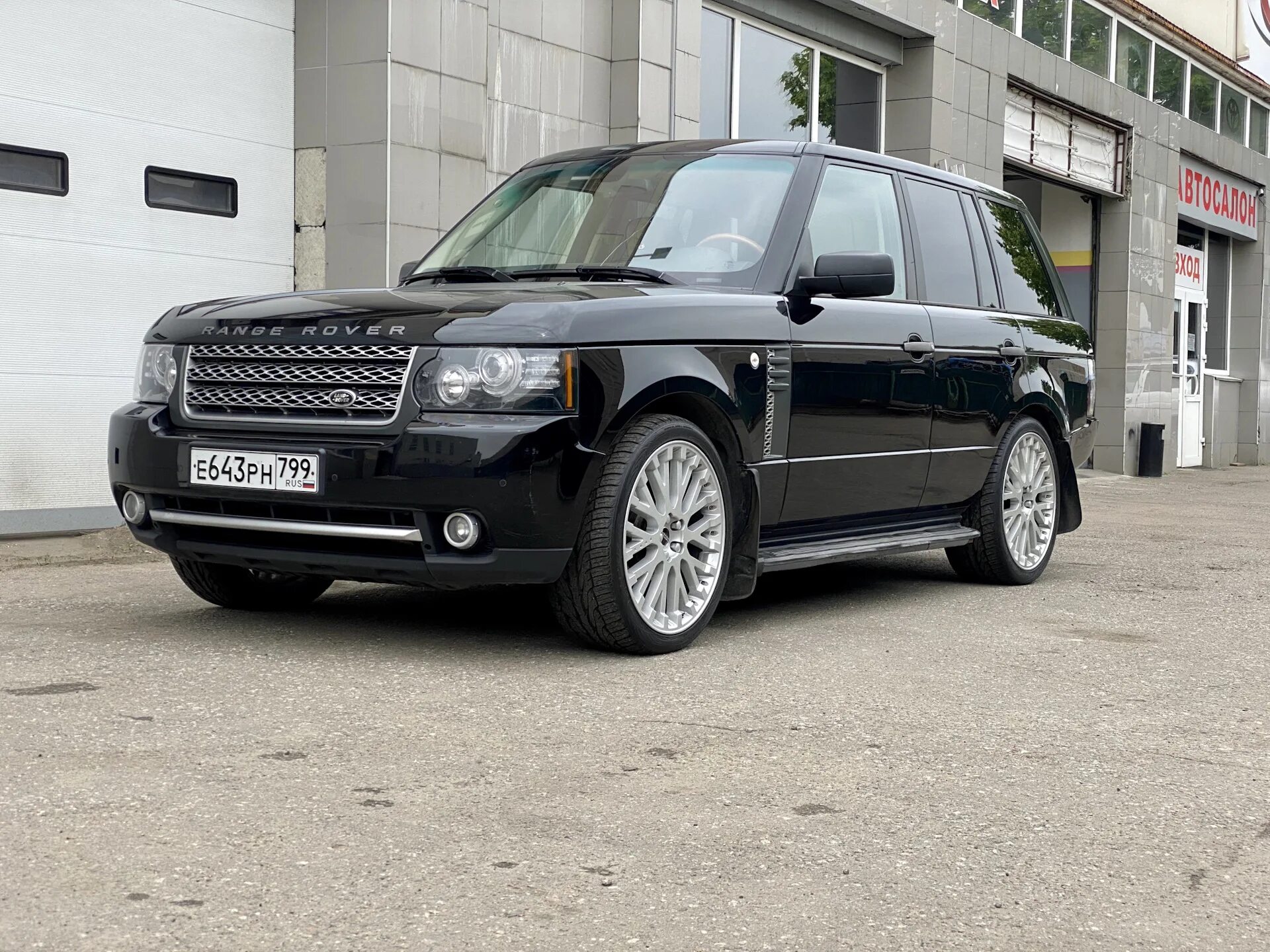 Рендж ровер вог 3.6. Ренджровео 3. Range Rover 3. Ленд Ровер Рендж Ровер 2008. Range Rover l322.