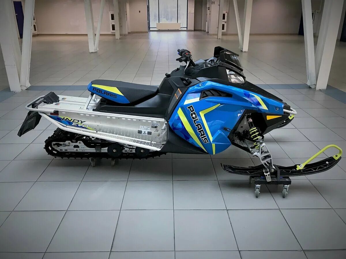 Инди 550. Polaris Indy 550. Поларис 550 снегоход. Снегоход Polaris Adventure 550. Polaris Indy 120.