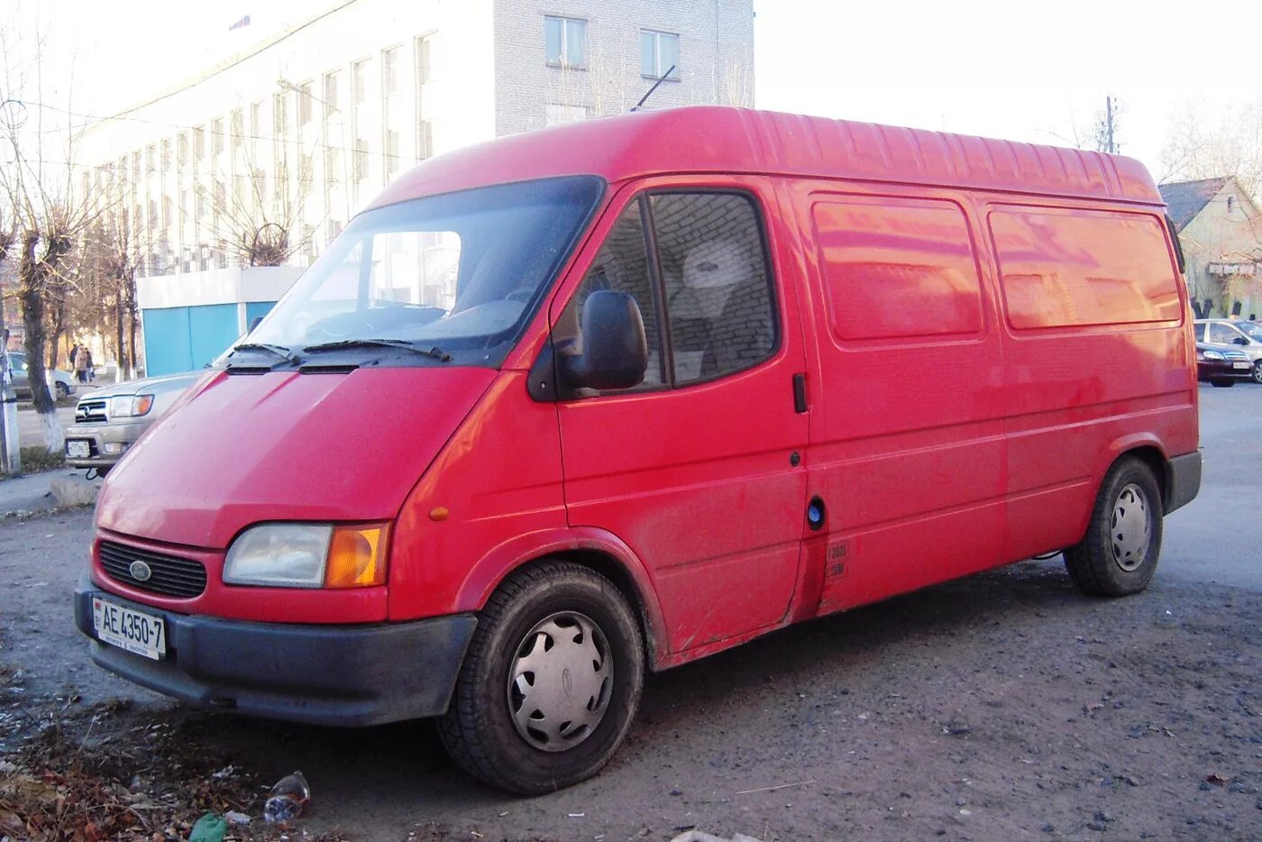 Форд транзит 1990. Ford transit 2000 грузовой. Форд транзит старый. Ford transit 1. Форд транзит фургон 1990.