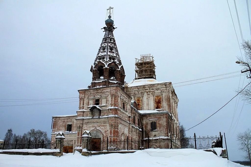 Погода в сольвычегодске на 10 дней точный. Спасообыденная Церковь в Сольвычегодске. Сольвычегодск Архангельская область. Сольвычегодск действующий храм.