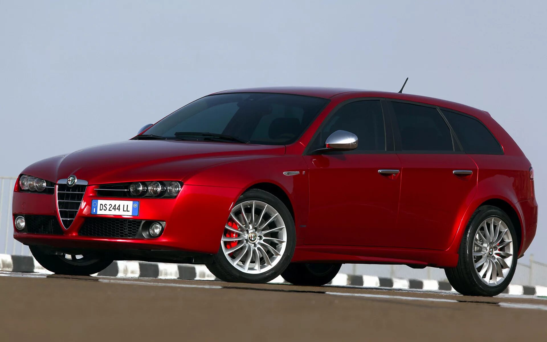 Альфа ромео 159. Alfa Romeo 159 Sportwagon ti. Alfa Romeo 159 универсал 2008. Альфа Ромео 159 универсал. Альфа Ромео 159 ti универсал.