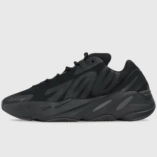 Yeezy boost 700 mnvn