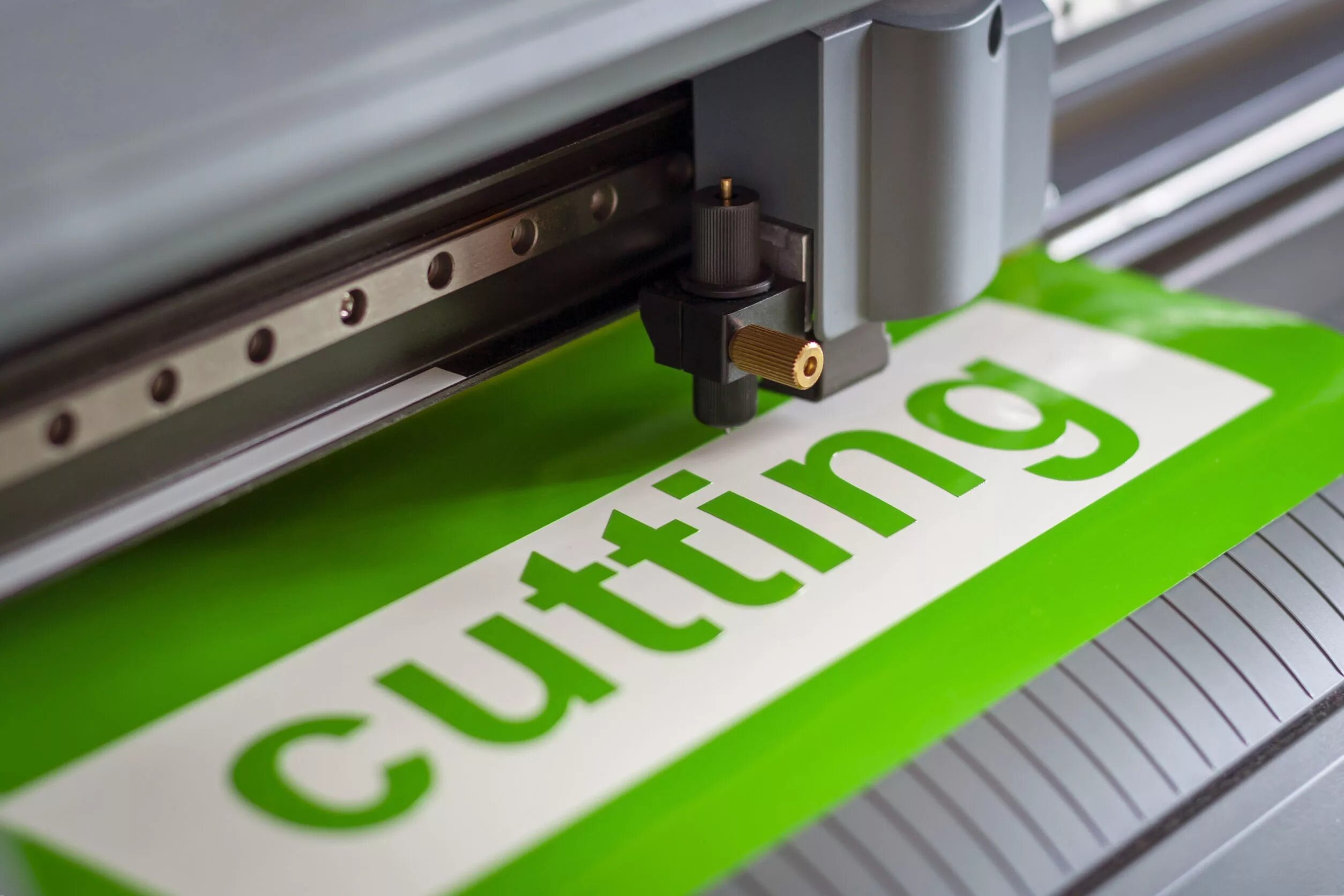 Режущий плоттер а3. Saga режущий плоттер. reachpeace cutting plotter. что можно резать на плоттере на продажу.