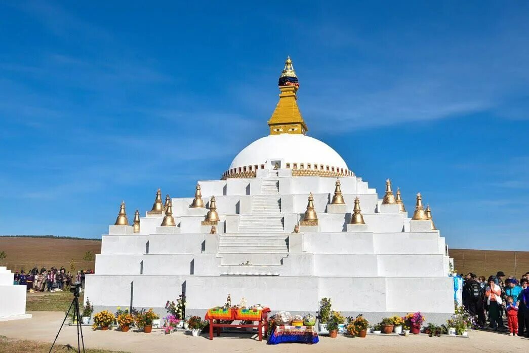 Буддийский храм лумбини. Боднатх катманду. Буддистский храм махаяна чайнатаун. Как называется священное место. Храм шивы ришикеш.