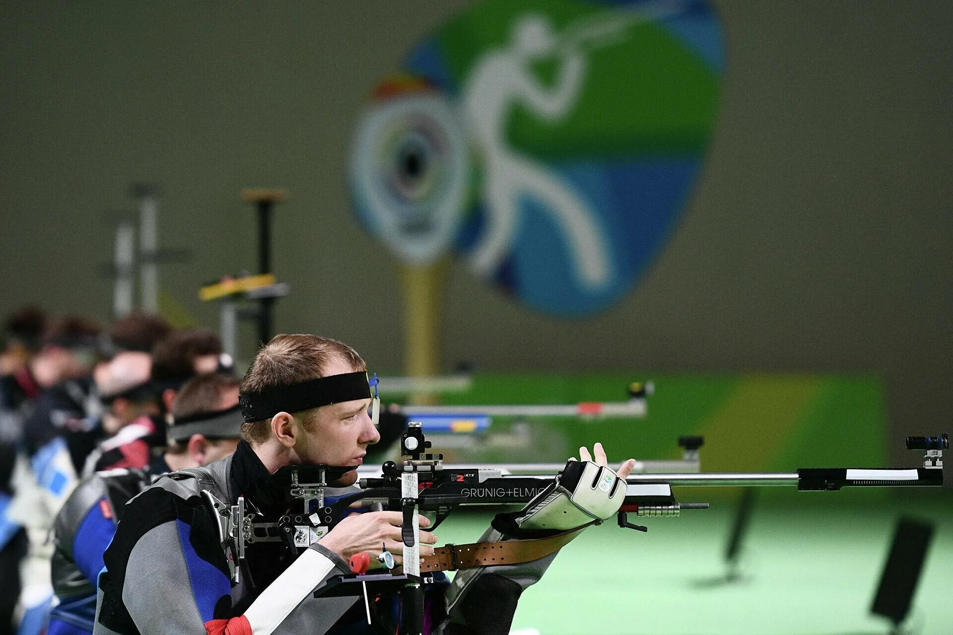 Стрельба олимпийский вид спорта. Пулевая стрельба винтовка. Issf стендовая стрельба. Черноусов стрельба. Игры спортивная стрельба.