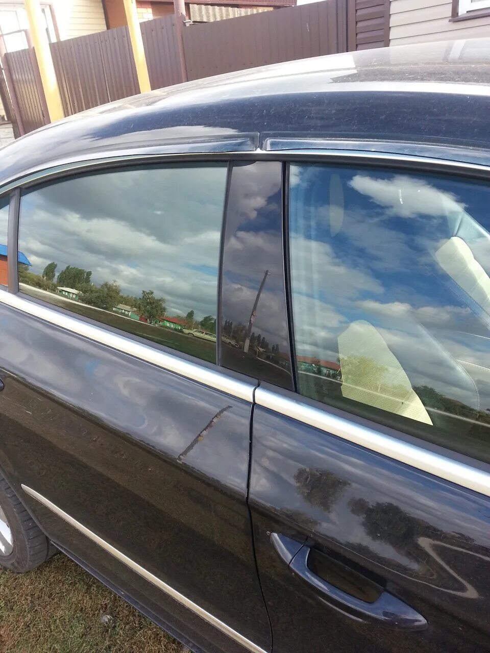 Дефлекторы окон (ветровики) ваз 2111/2171 "voin" (4 шт. Дефлекторы окон ваз 2111. Дефлекторы на пассат б3 седан артикул. Passat дефлекторы. Passat дефлекторы.