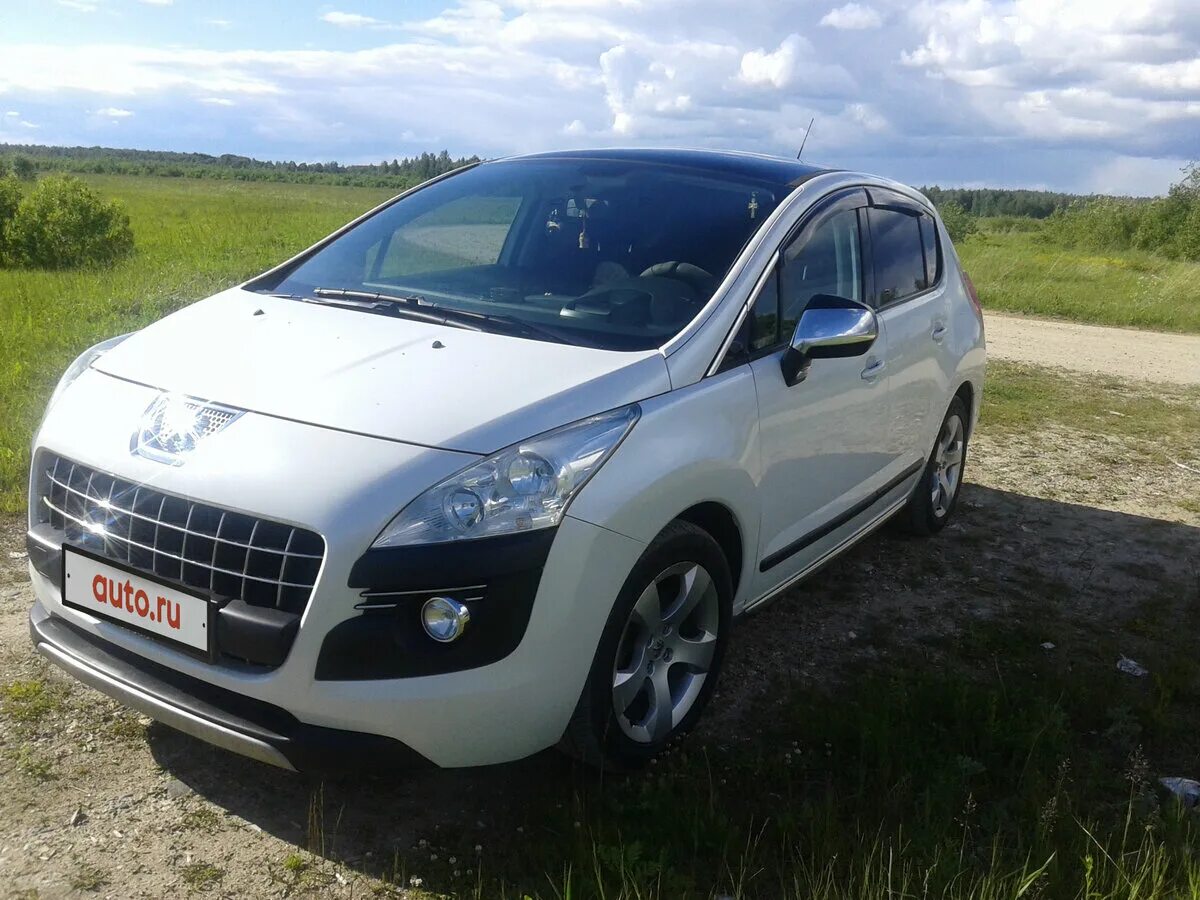 Peugeot 3008 2010. Peugeot 3008 1.6 at, 2010. Пежо 3008 белый. Пежо 3008 2010 белая.