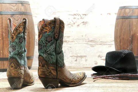 Resultado de imagen para botas de cuero mejicanas hombre Black Cowboy Hat, Cowboy...