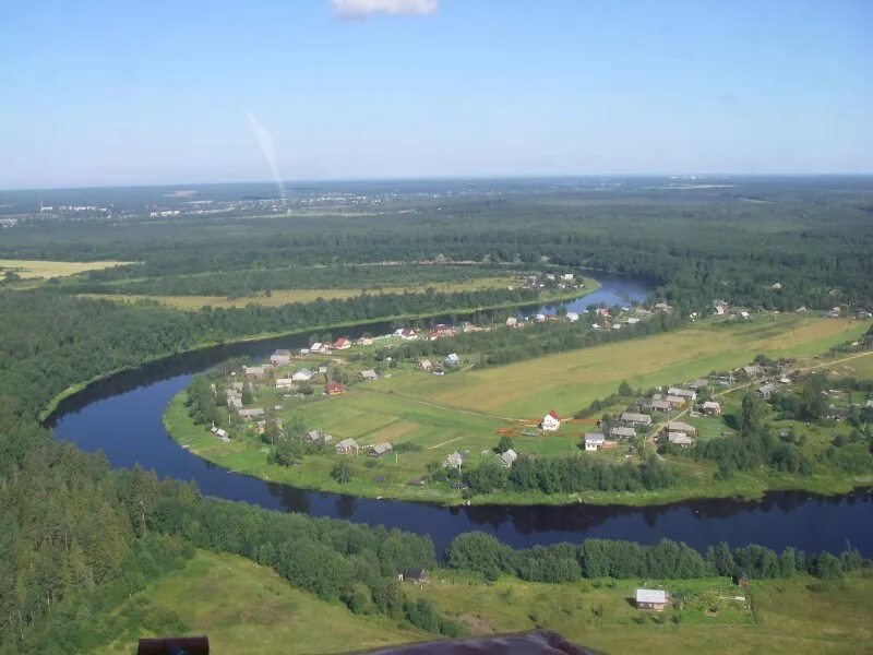 Колокольня пресвятой богородицы калуга. Погода в бережках лен. Церковь н кола бережки. Деревня бережки. Погода в бережках лен.