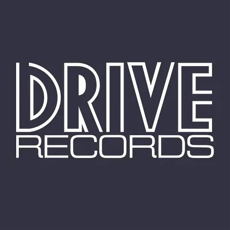 Личное авто. Безопасная езда на автомобиле. Человек в машине. Driving records. Mediadrive records.