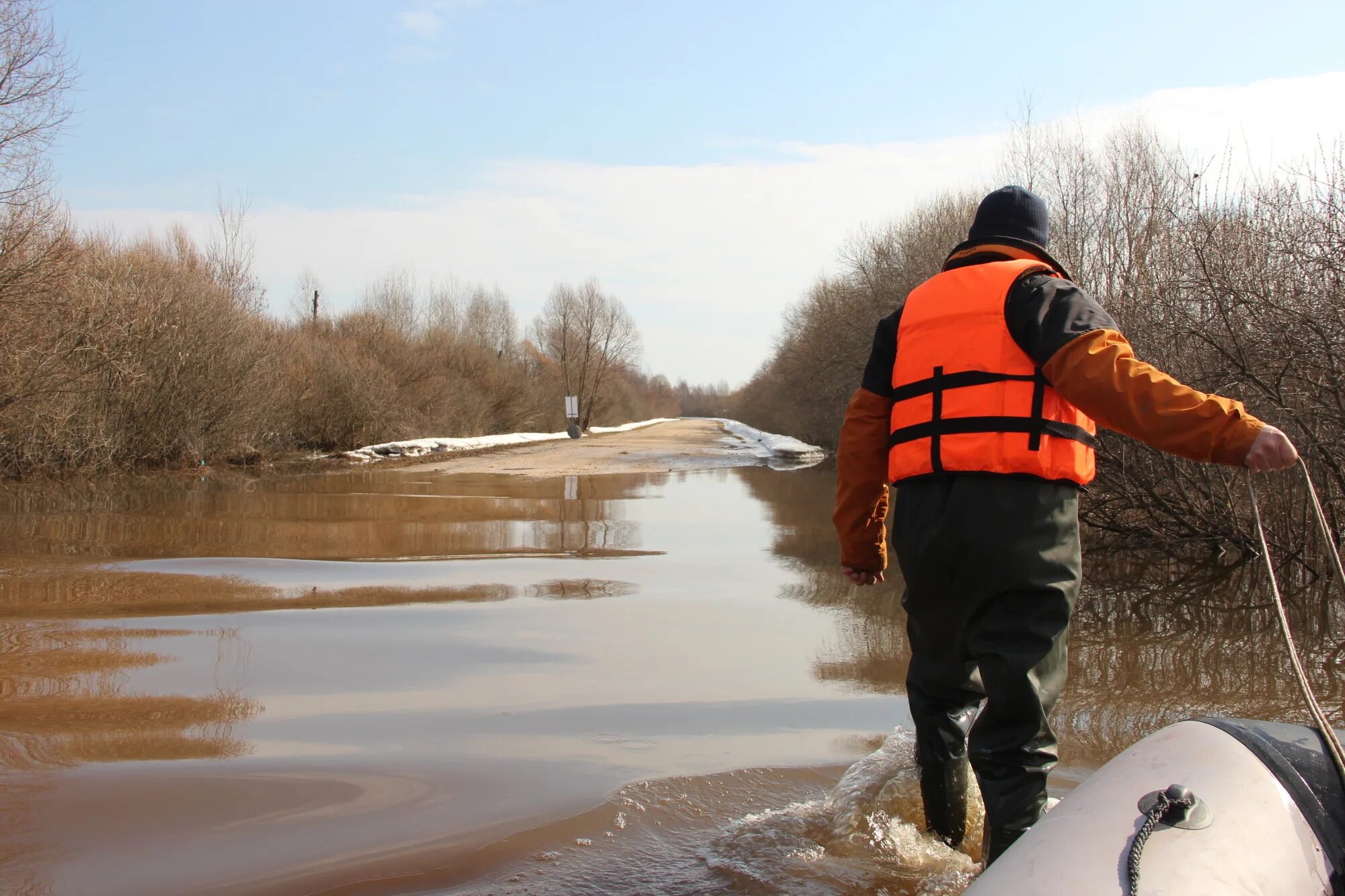 Уровень воды в рязанской области. Паводок в Рязани на Оке. Уровень воды в Оке Рязань по годам. Разлив Оки в Рязани. Паводок в Рязани 2022.