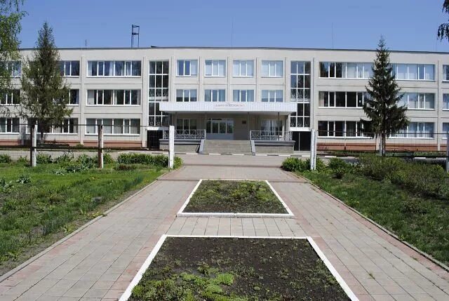 11 а ученики 5 школы. Бельская школа тверская область. Белое сш. Белая школа усольский район. Учителя 17 школы белая калитва.