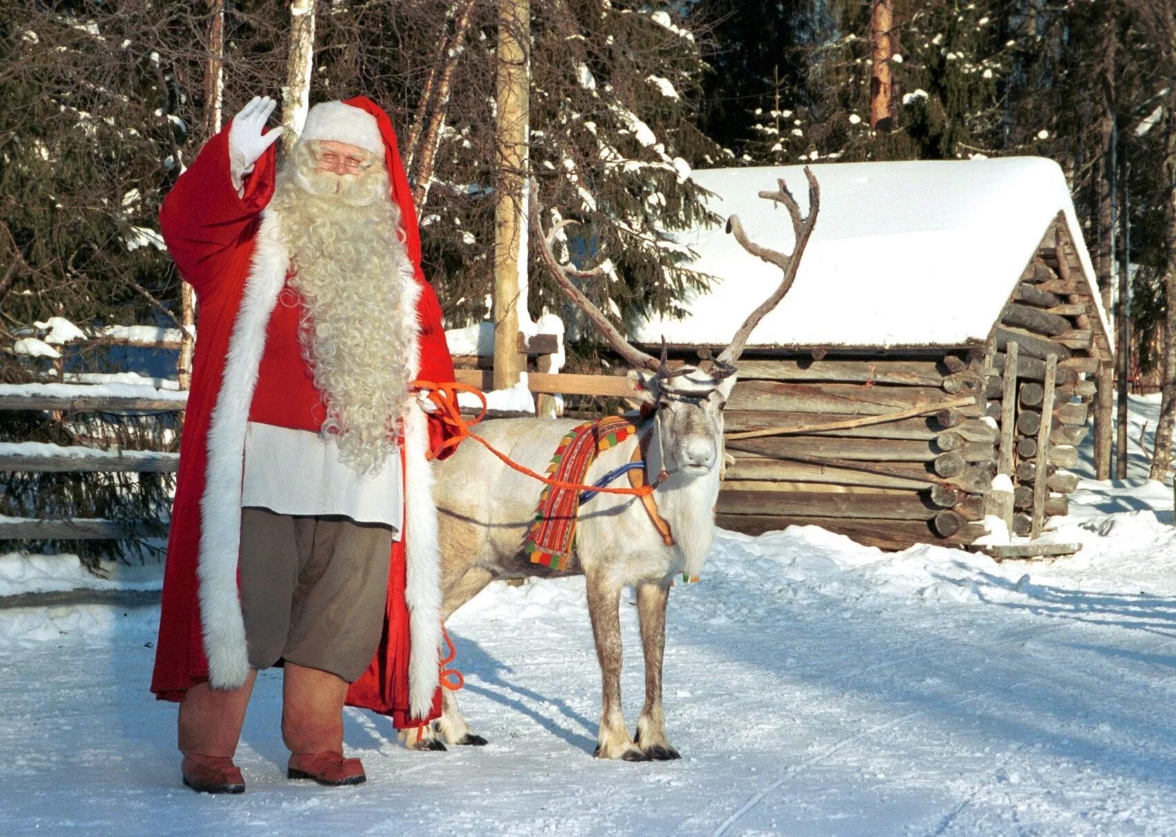 Где дедушка мороз. Резиденция йоулупукки в Финляндии. Деревня Санта-Клауса Финляндия. Финский Санта-Клаус йоулупукки. Резиденция Санта Клауса в Лапландии.