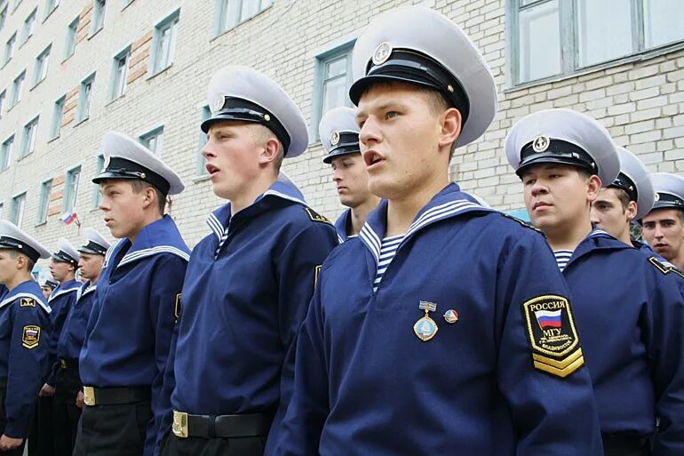 Морской колледж после 9 класса. Мореходное училище владивосток. ломоносовский морской колледж вмф. форма военно морского колледжа. форма морского училища.