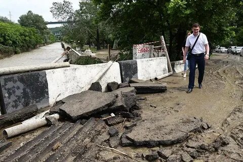 Сочи закрыли дороги