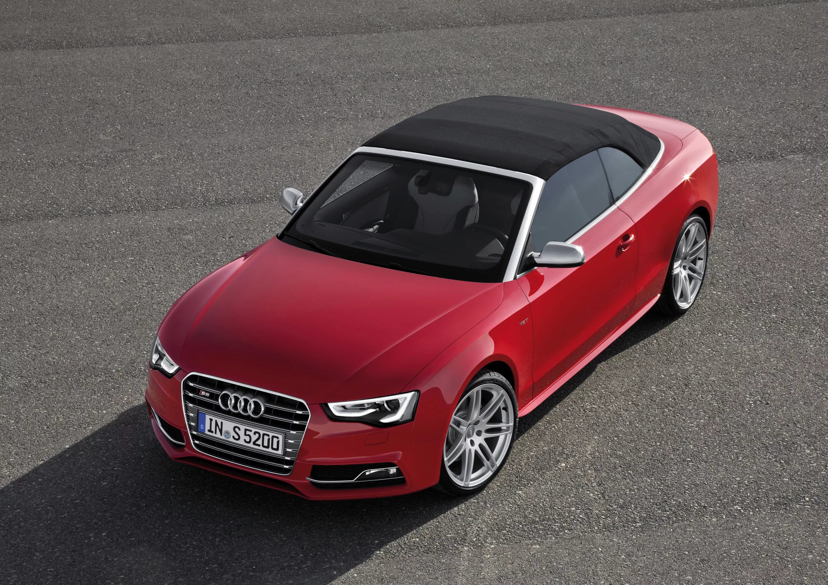 Ауди оцинкованная. Audi s5 Cabriolet. Audi a5 кабриолет 2021. Ауди а5 кабриолет 2021. Ауди а5 кабриолет красный.