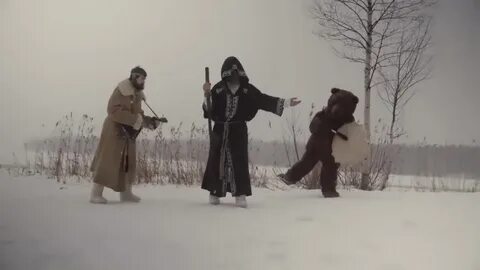 Ходит ходуном песня