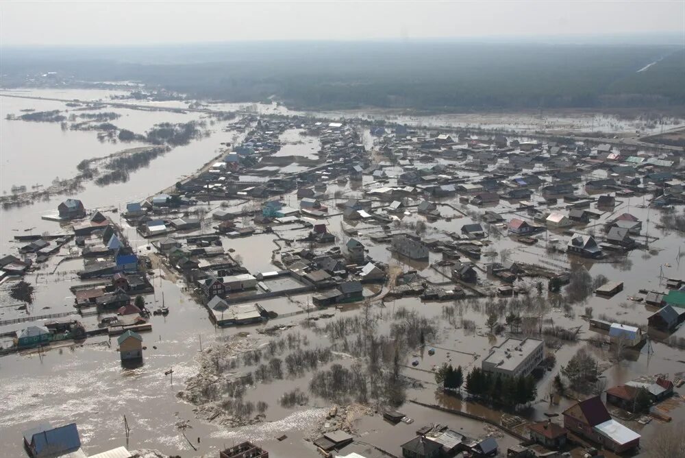 Томск затопление. Наводнение томск черная речка 2010. наводнение томская область. наводнение томск 1947. паводок томская область.