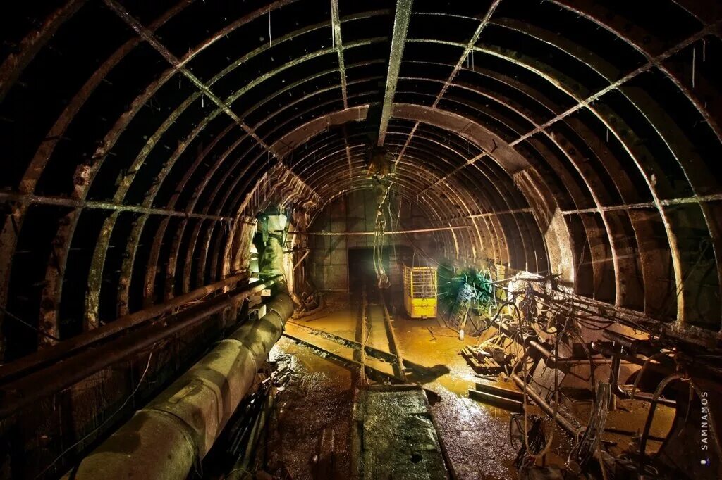 Протвино коллайдер. Ускорительно-накопительный комплекс в протвино. Адронный коллайдер протвино. Адронный коллайдер протвино. Заброшенный коллайдер в протвино.