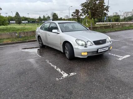 Лексус 2002 года