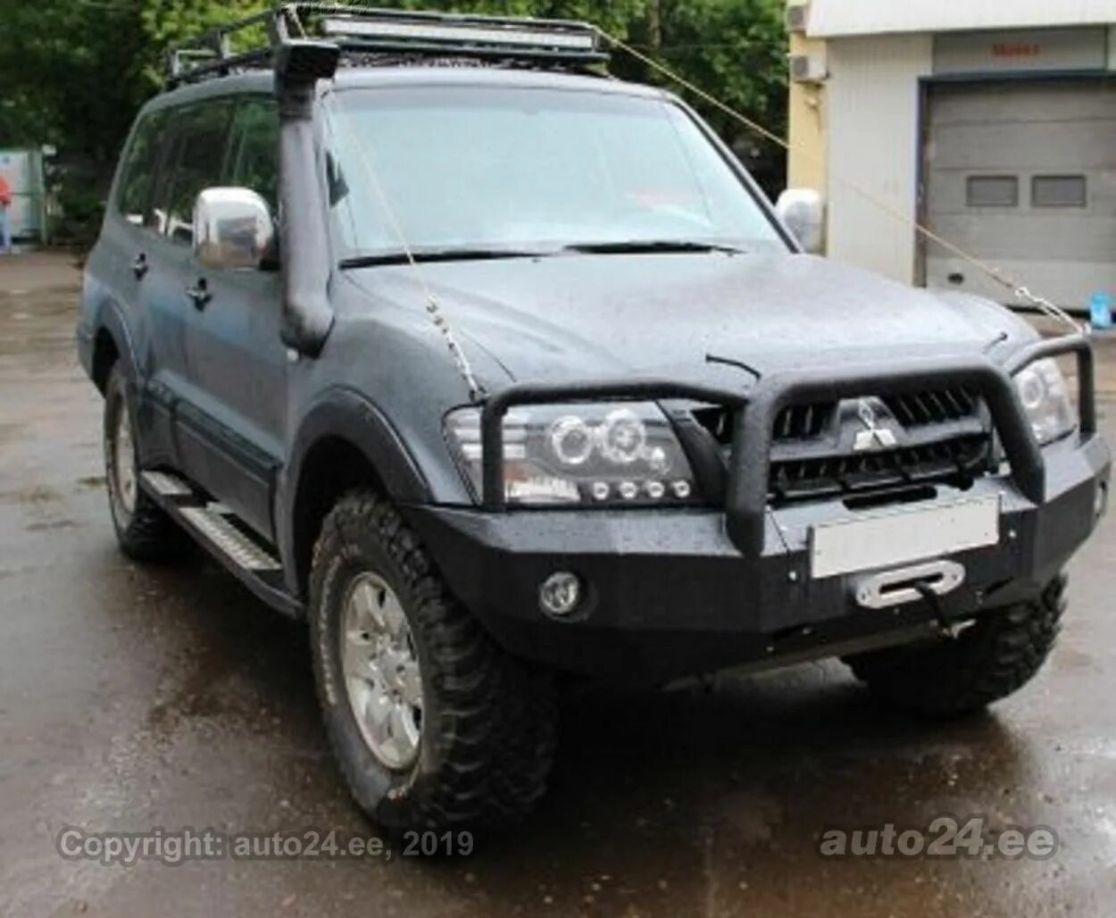 бампер mb8267001. бампер паджеро 3. бампер pajero 3. бампер паджеро 3 амз. мицубиси паджеро 4 с защитой бампера.