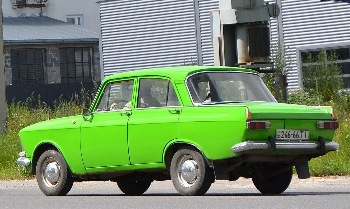 Зеленый москвич фото Москвич 2140 1.5 бензиновый 1979 Зеленый друг на DRIVE2