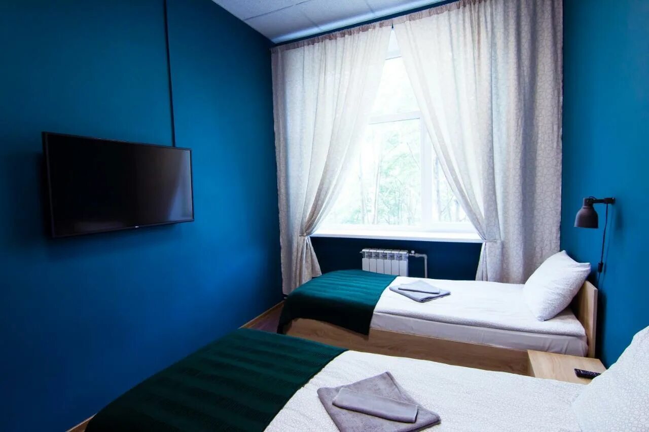 Ягель мурманск гостиница. Мурманск лофт хостел. Ягель лофт хостел мурманск. Хостел гагарина 1а мурманск. Ягель мурманск гостиница.