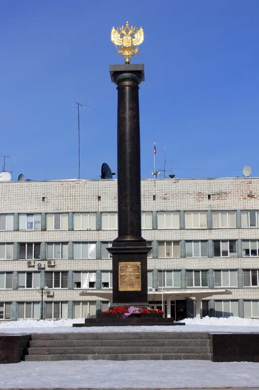 тихвин город воинской. стела город воинской славы тихвин. памятник стела тихвин. тихвин город воинской. тихвин город воинской.