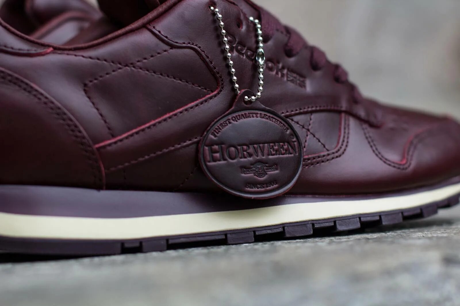 Reebok Classic Horween. Reebok Classic Leather Horween. Reebok Horween Burgundy. Reebok Classic Leather Lux.