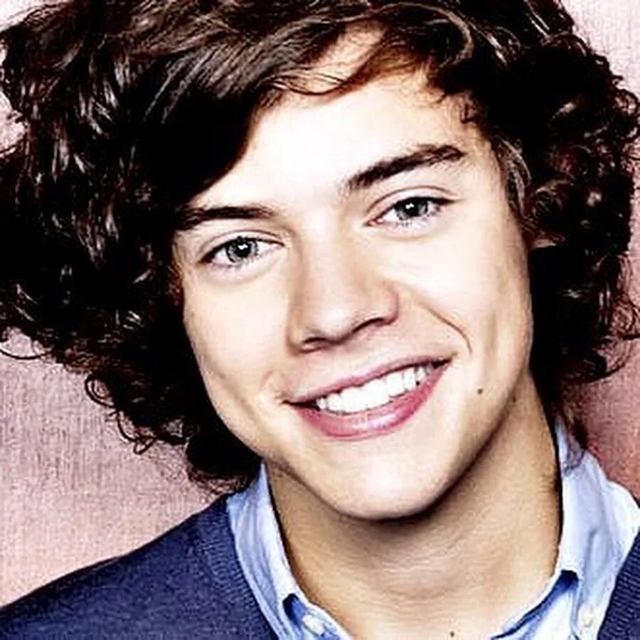 Charlie phoenix. Harry Styles hair. Детское фото Harry Styles.