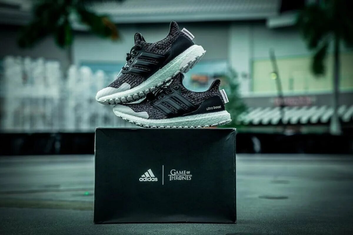 Adidas Ultra Boost. Adidas Ultra Boost game of Thrones. Витрина оригинальных кроссовок. Версии адидас