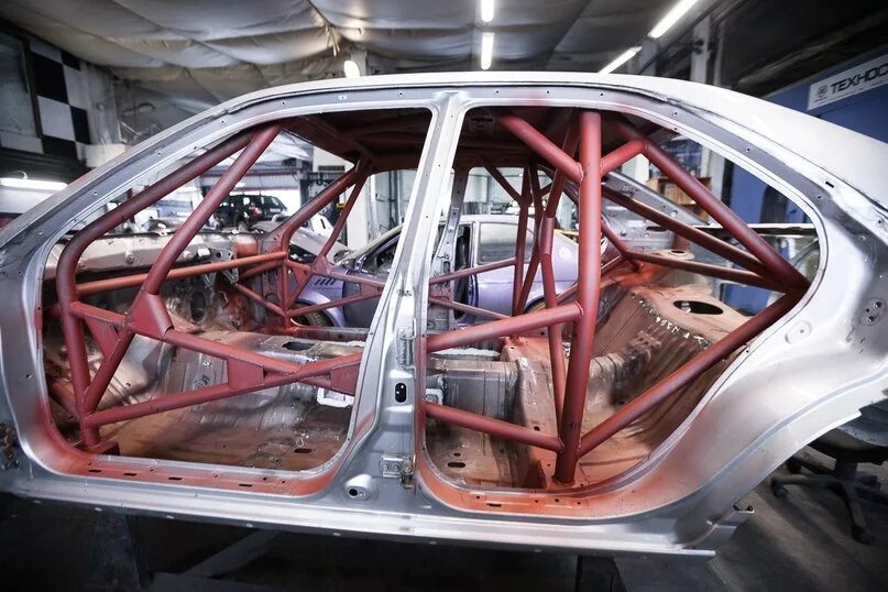 Подвесы для порошковой покраски. Каркас краска. Каркас краска. Покраска металла порошковой краской. Металлокаркас в покраске.