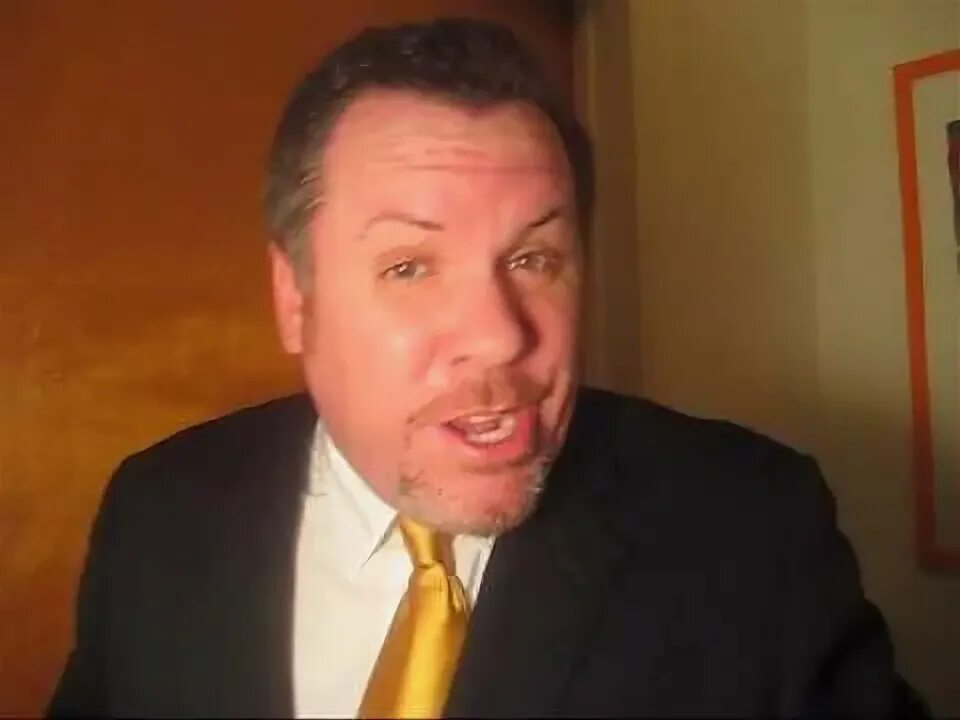 Тоня и макс. Тони макс. Tonis max. Макс холлоуэй тату. Тони макс.