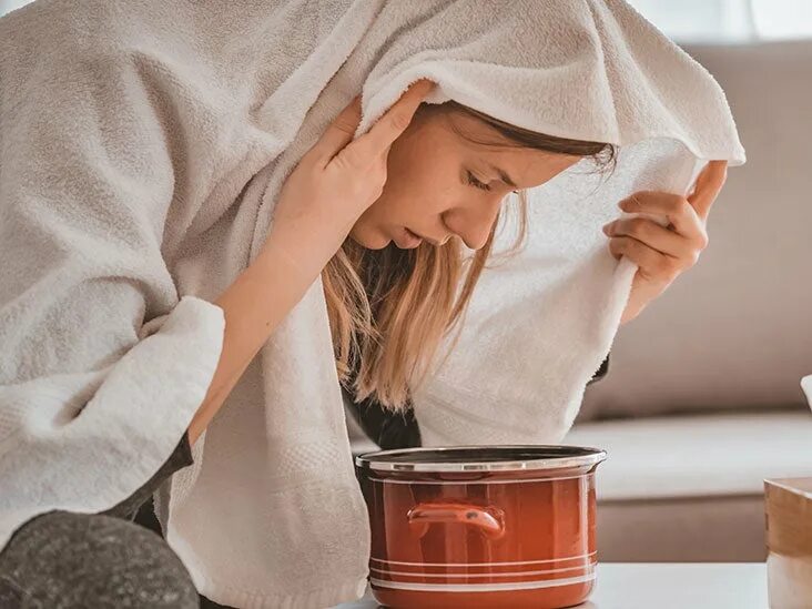 Паровая ванна для лица. Ингаляция над картошкой. Паровые ингаляции. Паровая ванна для лица. Ингаляции эфирными маслами.