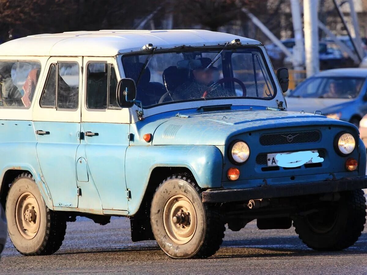 Автомобиль уазик. УАЗ-31512 легковой автомобиль. УАЗ-31512 внедорожник. УАЗ 3151 31512. Машина УАЗ 3151.