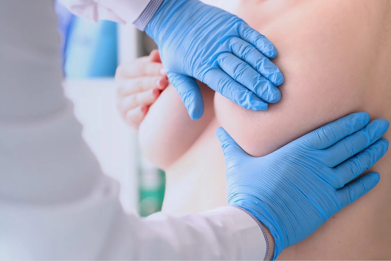 Врач грудных желез. Маммолог doctor. У маммолога. Маммология груди. У маммолога.
