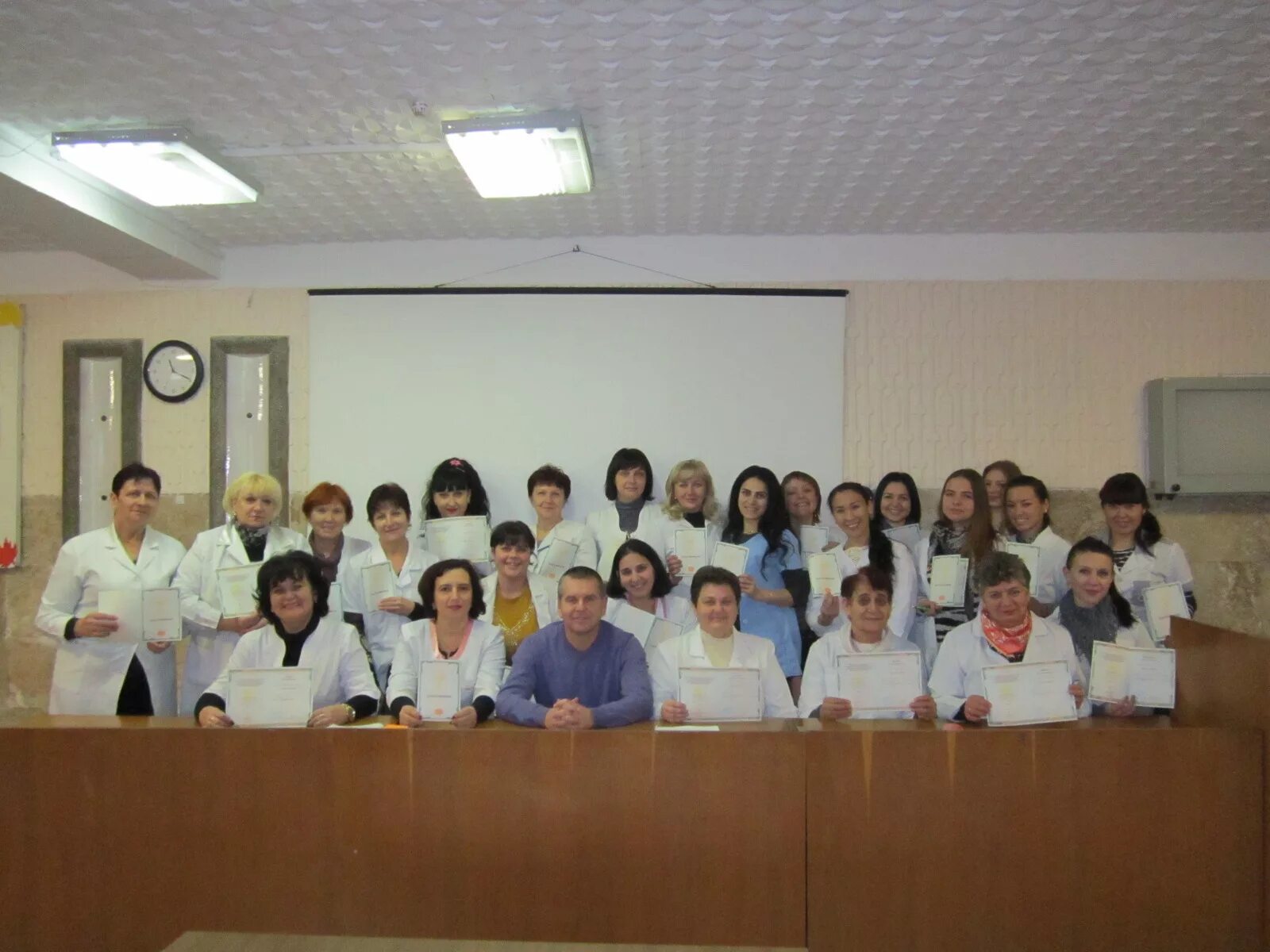 Повышение квалификации для медсестры в саранске. Повышение квалификации врачей. Повышение квалификации для медсестры в саранске. Профессиональная переподготовка врачей. Центр повышения квалификации специалистов здравоохранения саранск.