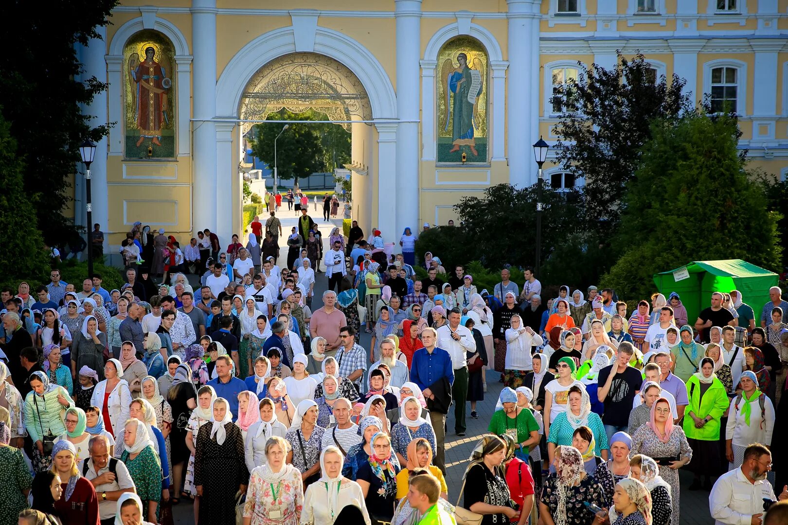 Дивеево сегодня в контакте. Дивеевский монастырь 2022. Дивеево 1 августа. Дивеево 1 августа праздник.