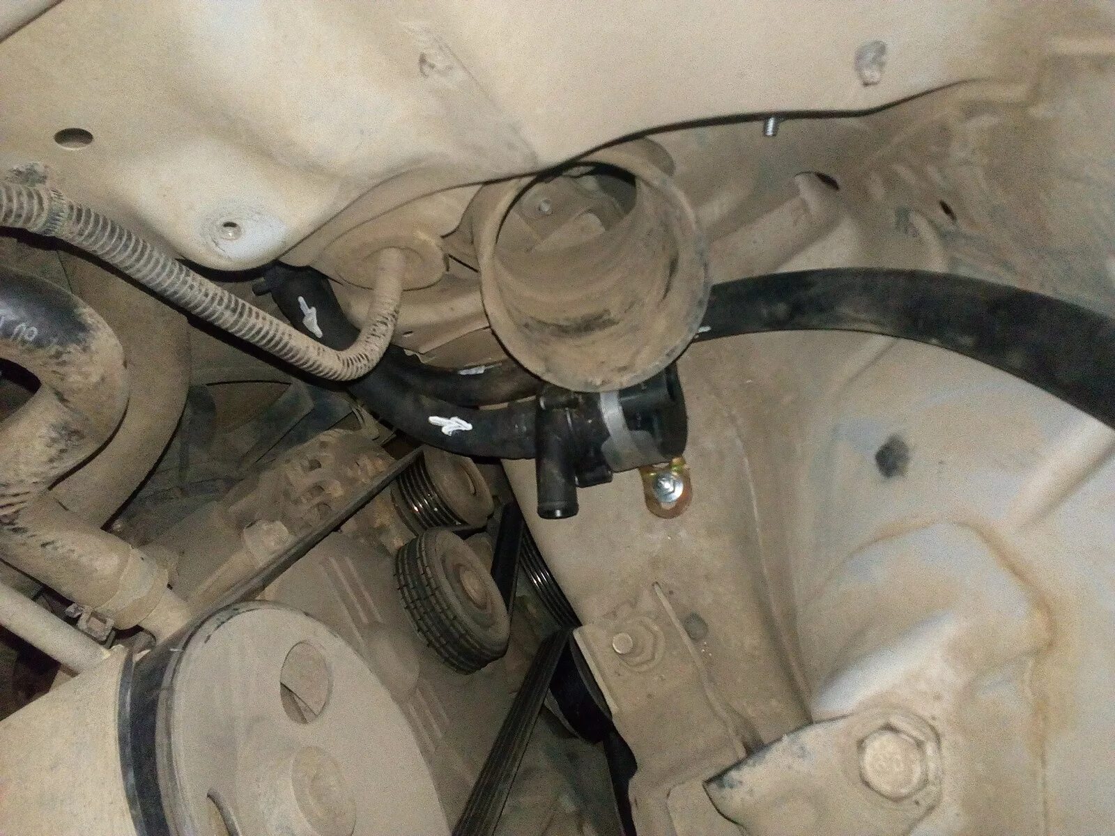 Помпа бинара. Помпа бинар 5s. помпа бинар 5s дизель. binar 5s diesel помпа. дэу винсторм 2.0 дизель акпп шланги.