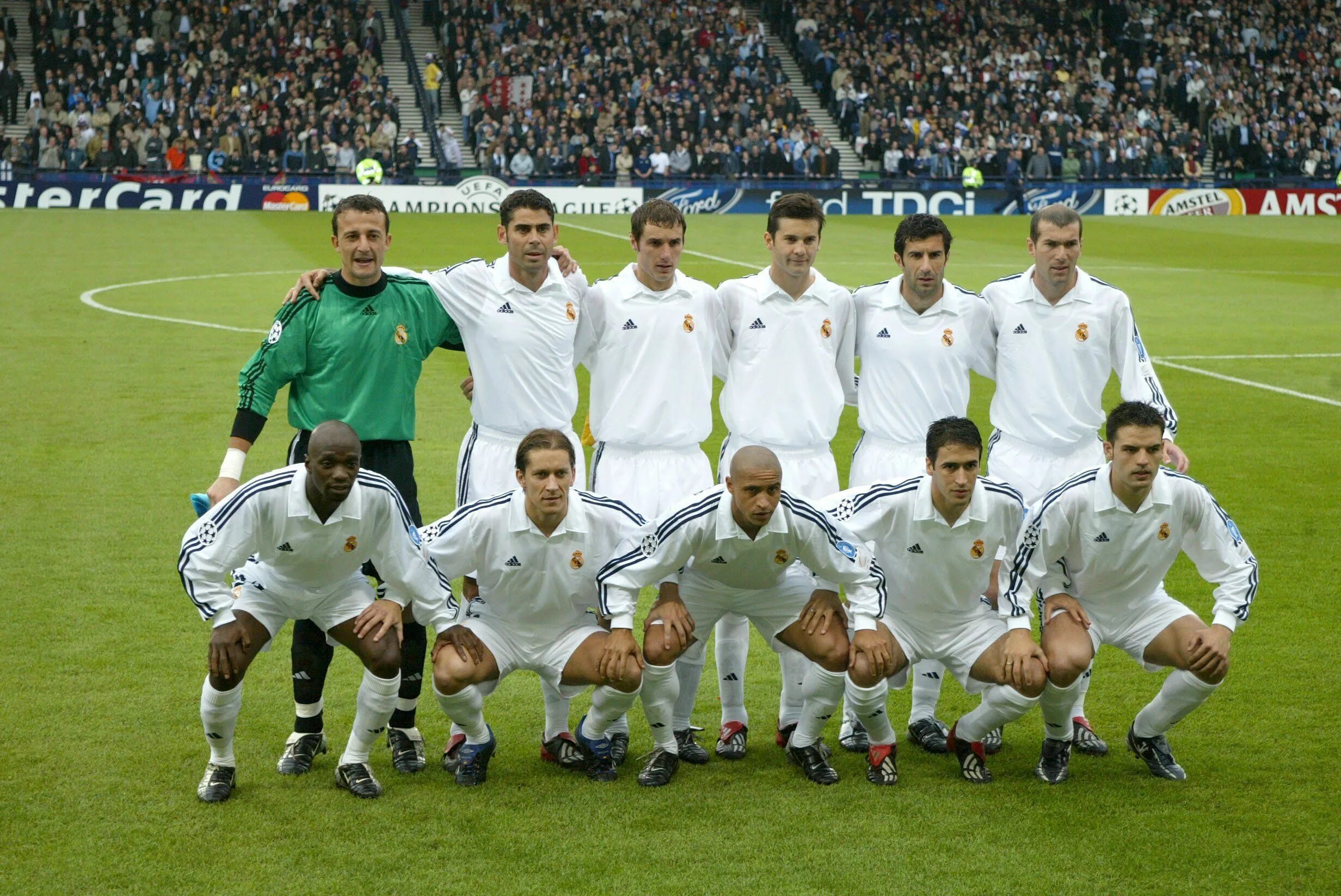 Реал мадрид галактикос состав 2004. Состав реал мадрид 2005 года. Старый состав реал мадрида 2005. Реал мадрид 2004-2005. Состав реал мадрид 2003.
