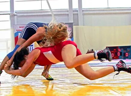 Спортивная борьба девушки