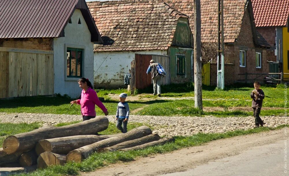 Румыния село. Сельская жизнь в Румынии. Румынская деревня. Румыния уровень жизни