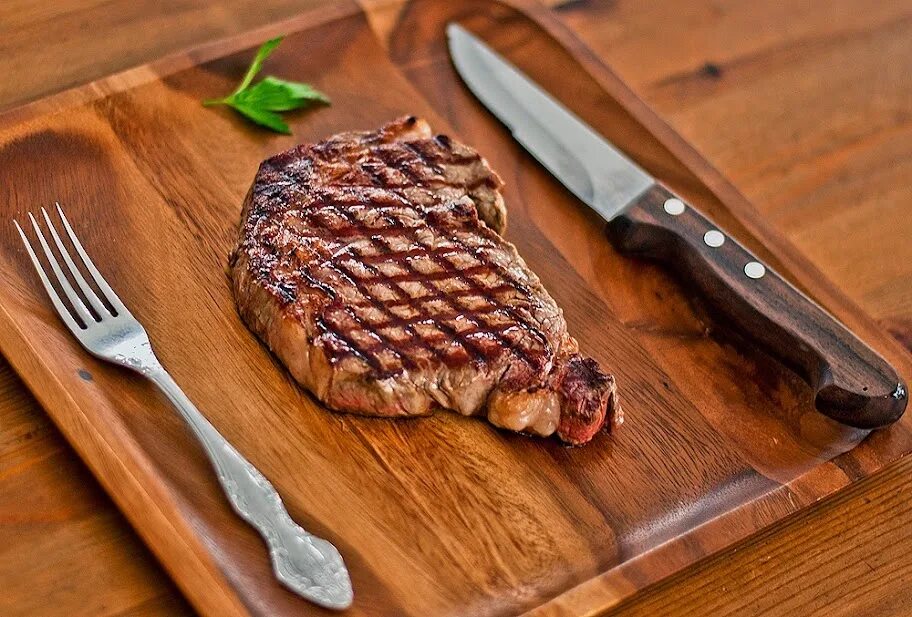 Стейк про. Стейк рибай. Сочный стейк. Стейк говяжий. Стейк рибай прайм.