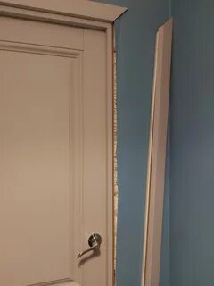 Дверная коробка без двери