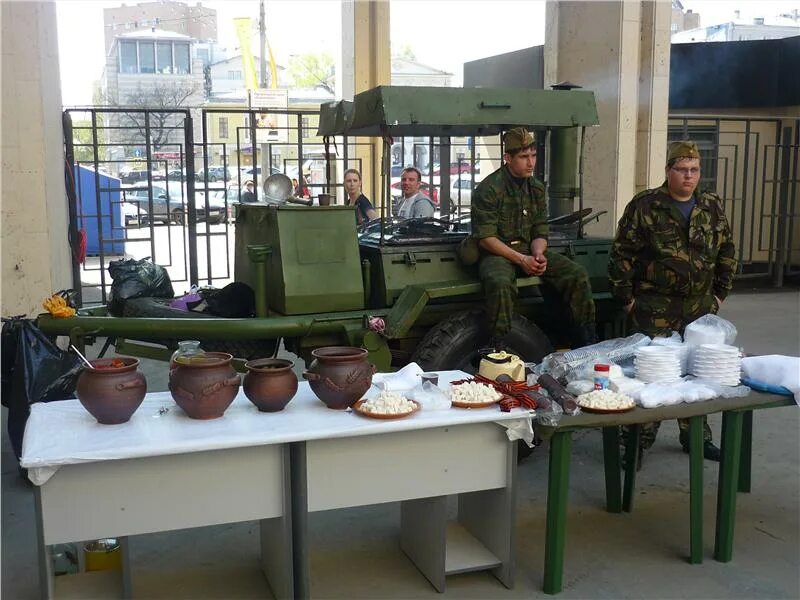 полевая кухня на 23 февраля. посуда для полевой кухни. полевая кухня на 23 февраля в офисе. полевая кухня в офис. полевая кухня на 23 февраля коллегам.