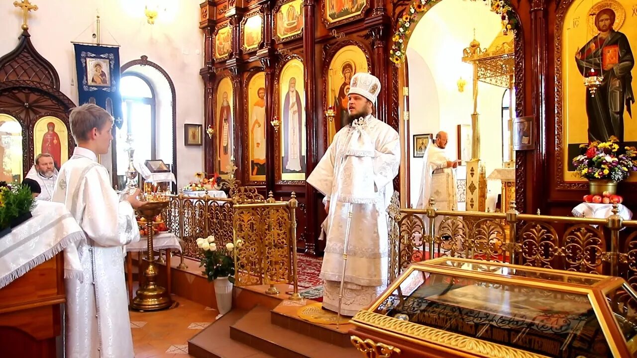 Проповедь на праздник преображения. Храм преображения господня новонадеждинский. новонадеждинский воронежская область храм. территория храма преображения господня в новонадеждинске.