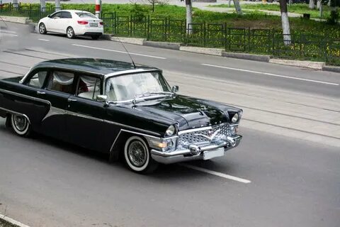 Газ 13 чайка