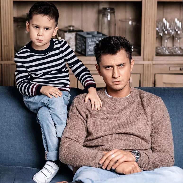 Роман мажор эмилия грин. Ребенок мажора полностью читать. Мажор 2021 прилучный. Прилучный мажор. Ребенок мажора полностью читать.